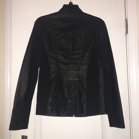 Black Jacket - Picture 2 of 6